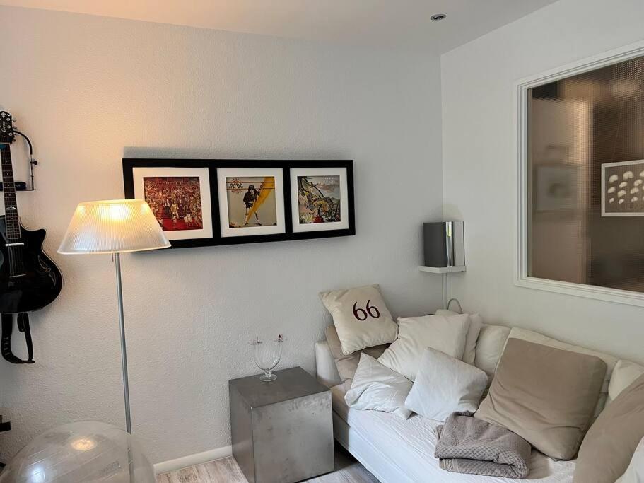 Appartement Like Complete Suite With Terrasse, Very Close To Centre, Beautiful, Superquiet, Parking !! 埃尔福特 外观 照片